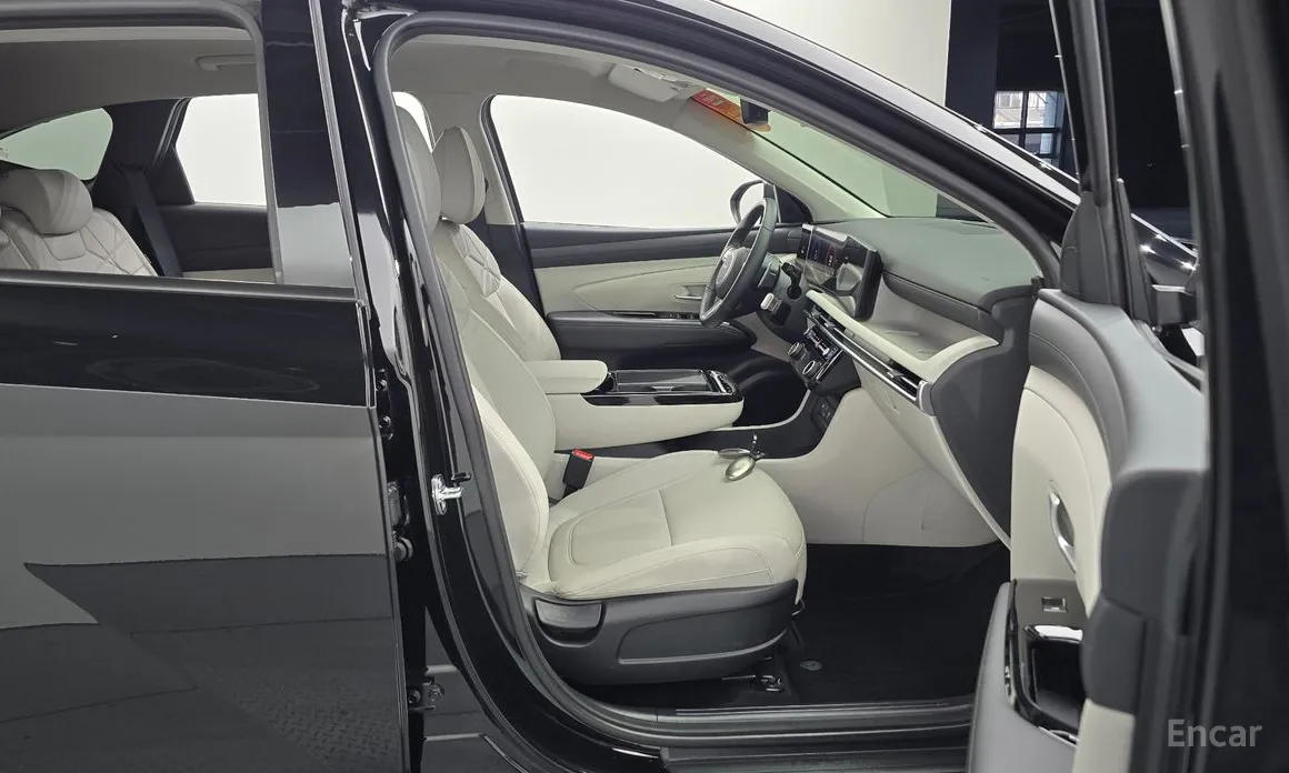 Photo 10 - Hyundai Tucson