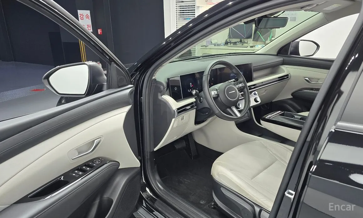 Photo 11 - Hyundai Tucson