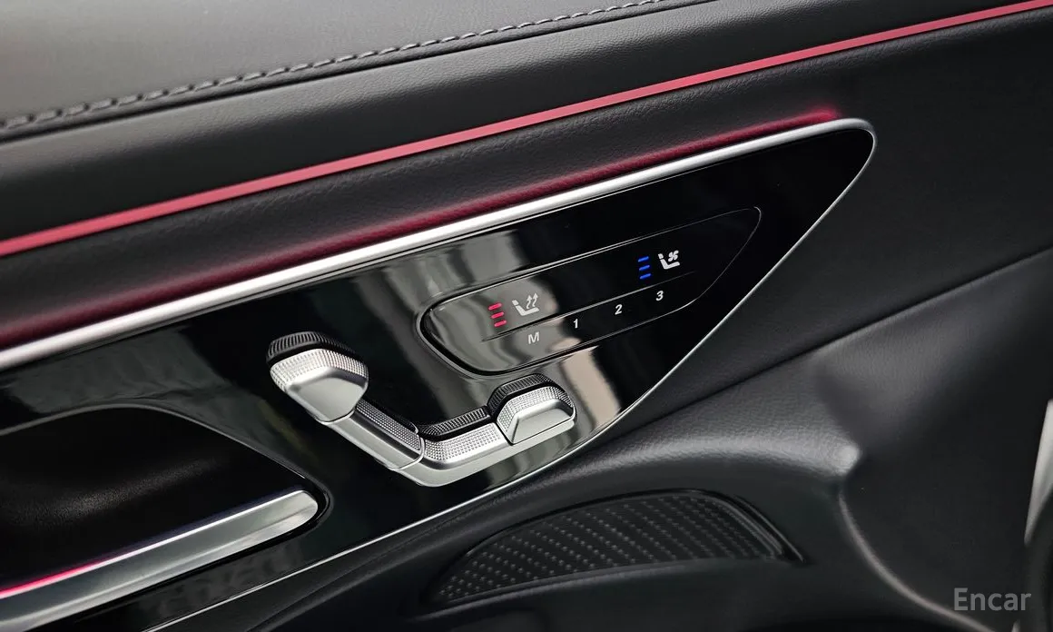 Фото 16 - Mercedes-Benz E-Class