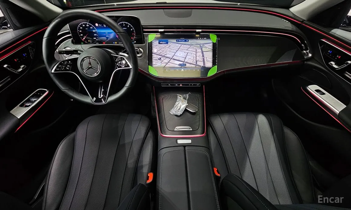 Фото 7 - Mercedes-Benz E-Class