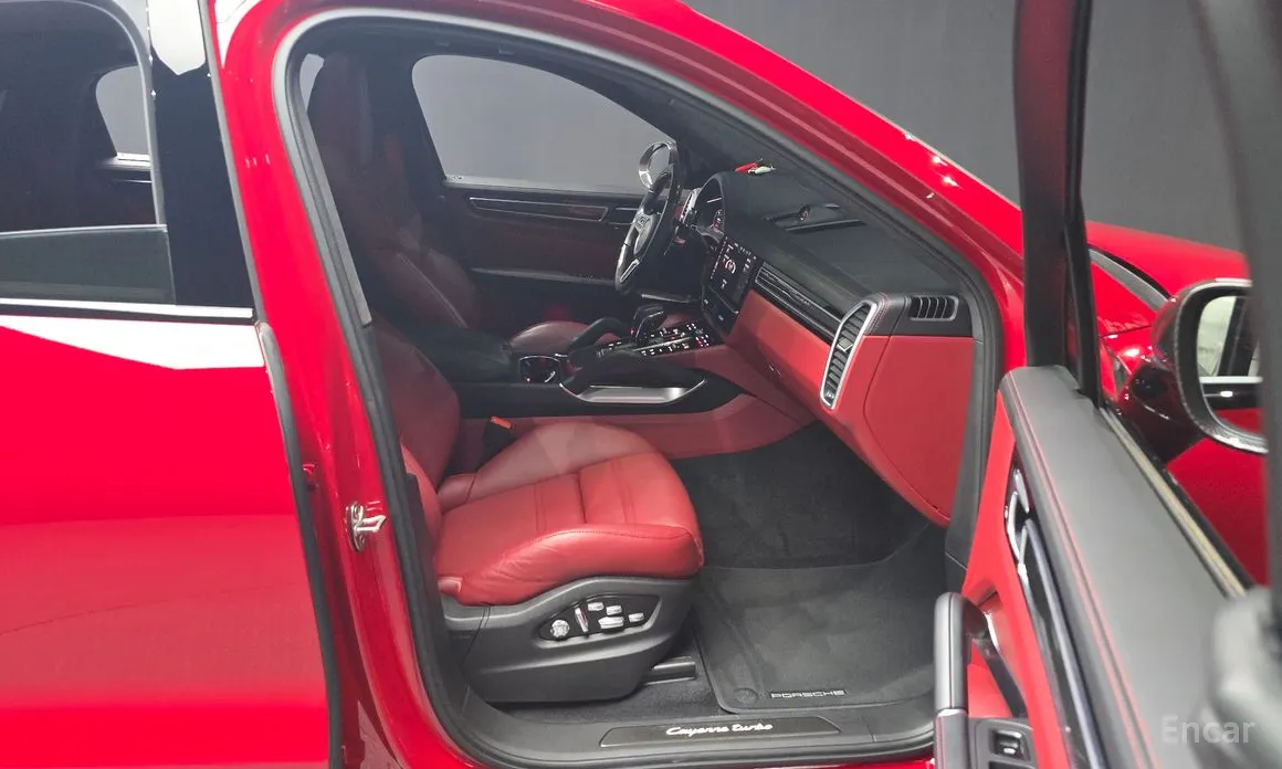 Фото 11 - Porsche Cayenne