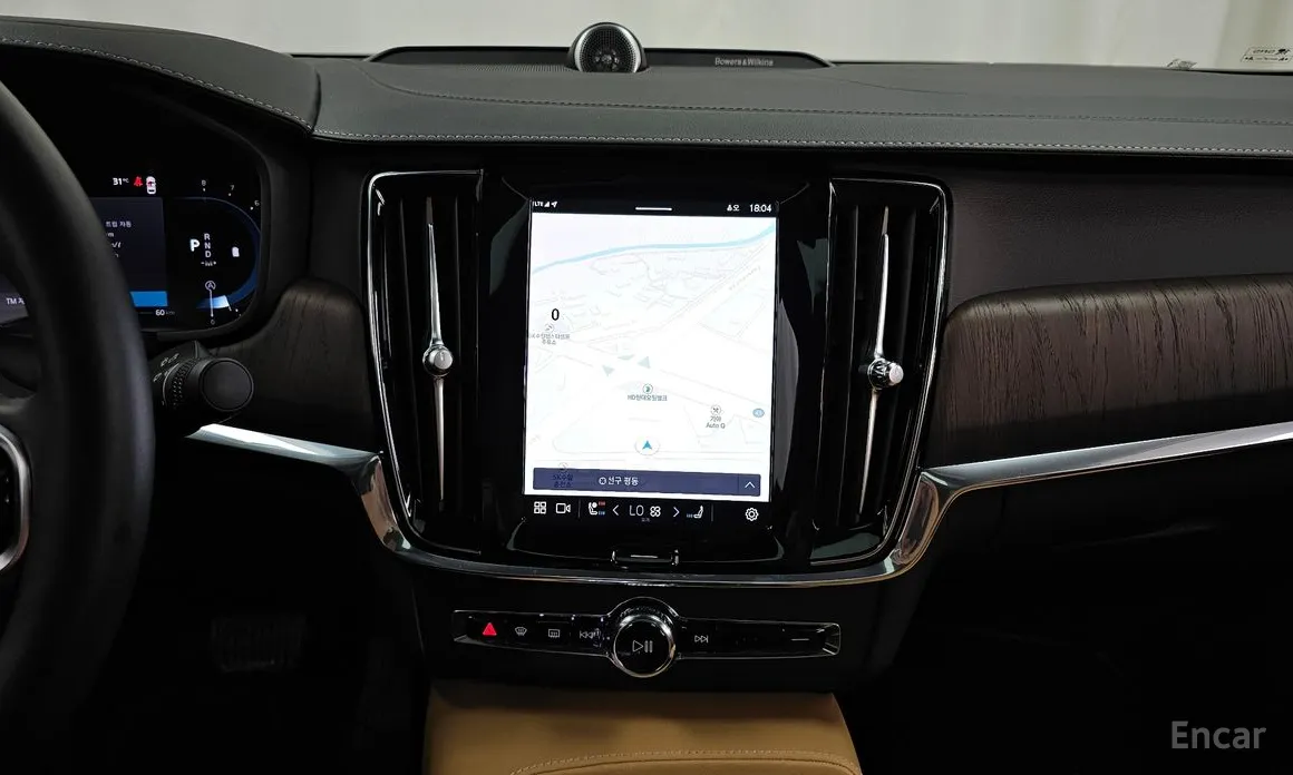 Фото 14 - Volvo S90