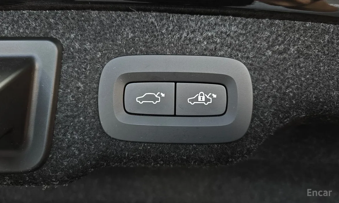 Фото 20 - Volvo S90