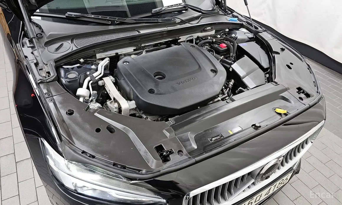 Фото 6 - Volvo S90