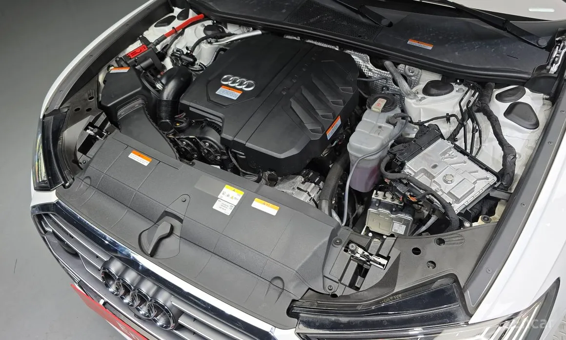 Фото 6 - Audi A6