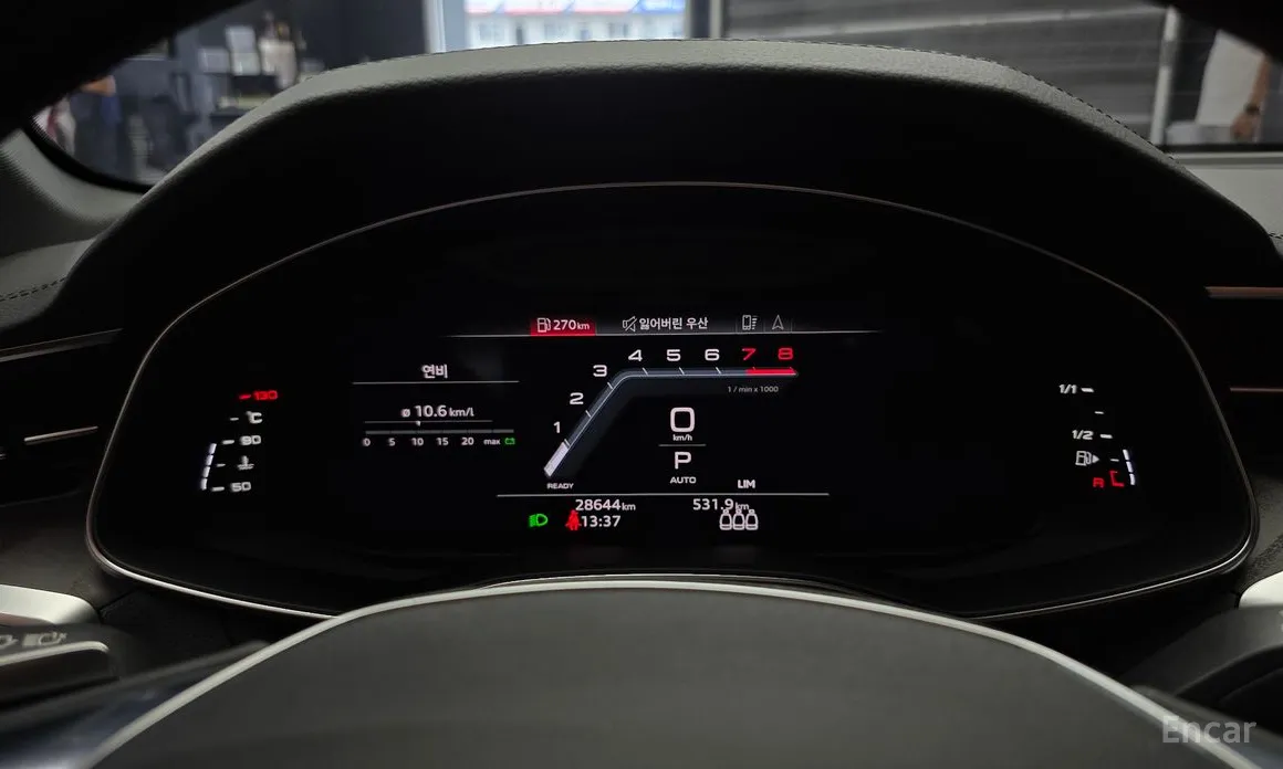 Фото 8 - Audi A6