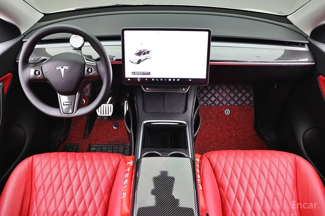 Фото 17 - Tesla Model Y