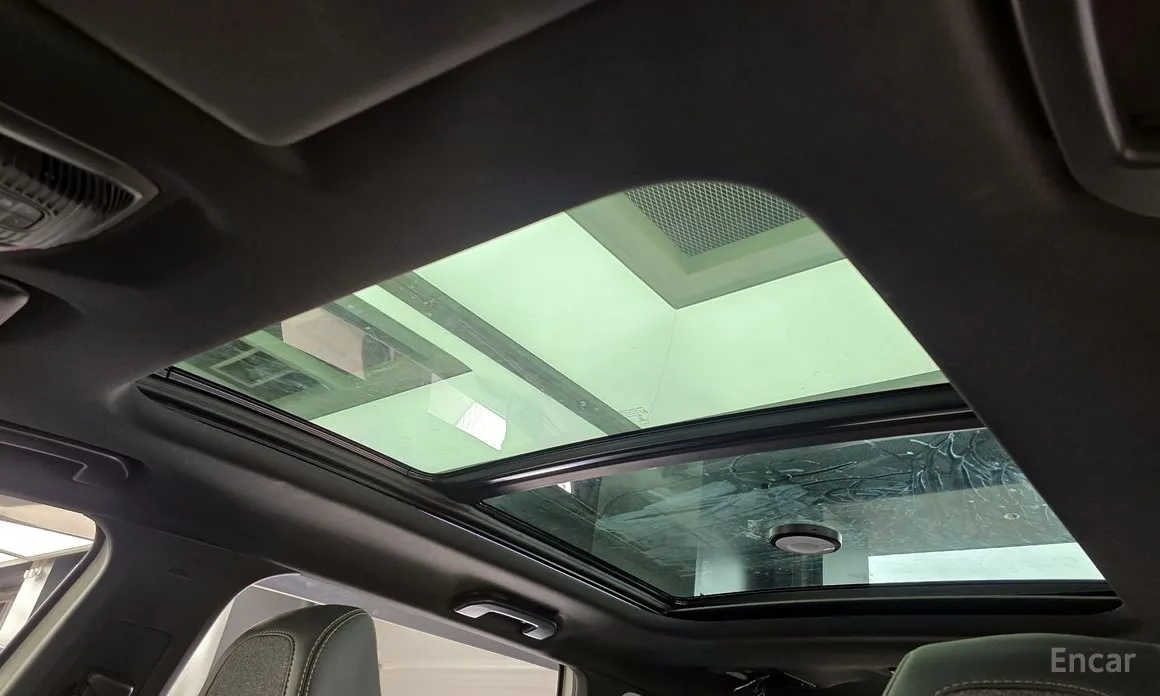 Фото 18 - Peugeot 5008