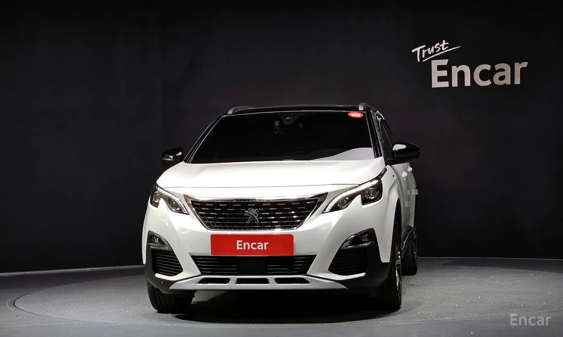 Фото 3 - Peugeot 5008