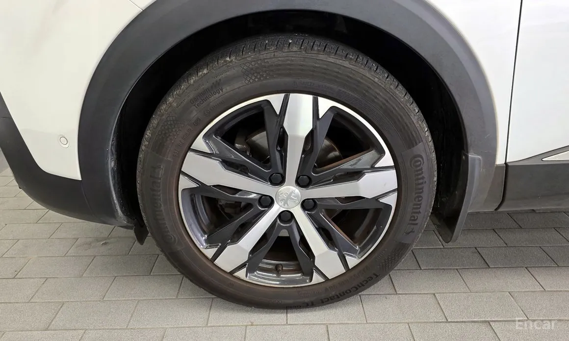 Фото 5 - Peugeot 5008