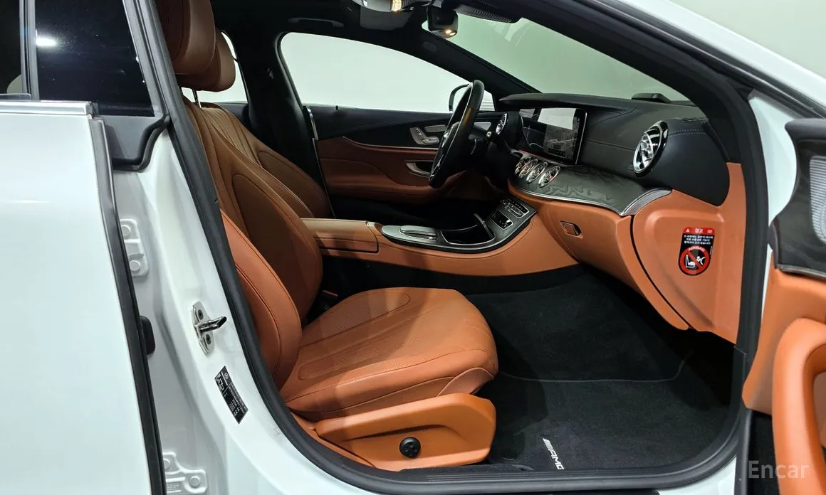 Фото 11 - Mercedes-Benz CLS-Class