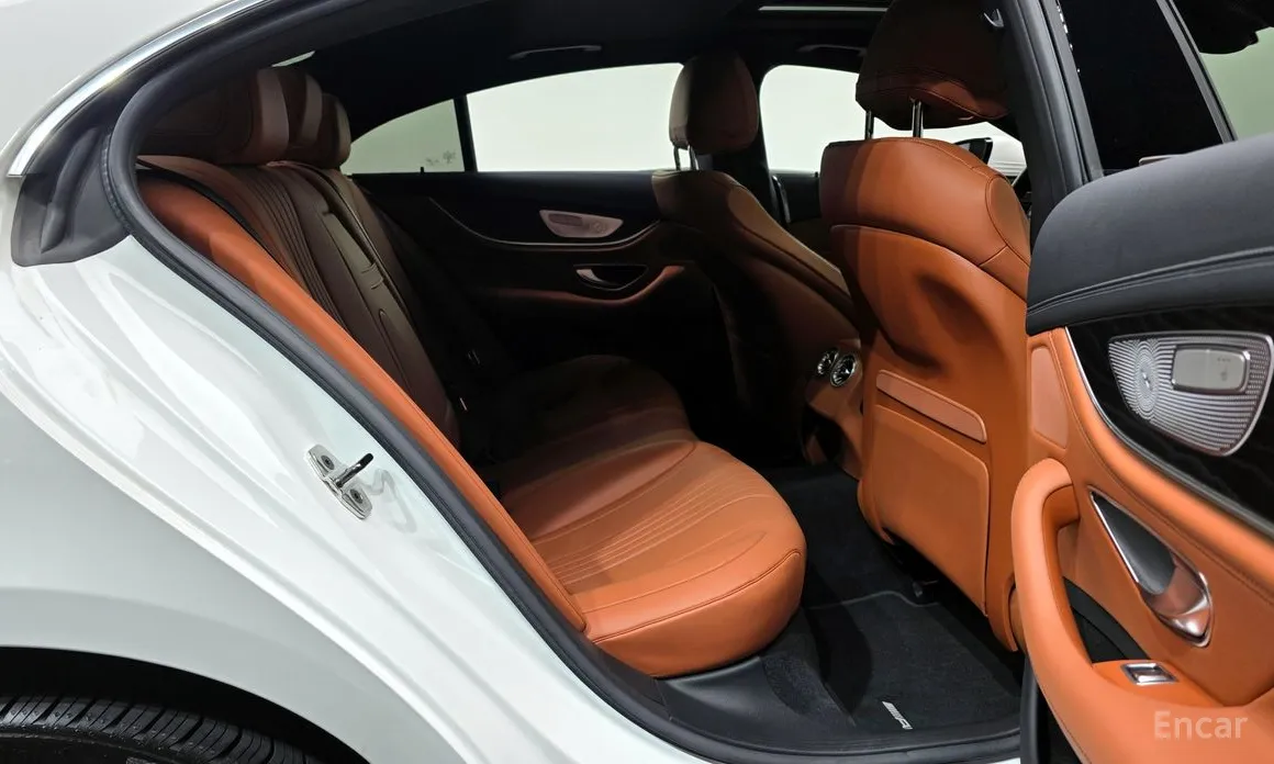 Фото 12 - Mercedes-Benz CLS-Class