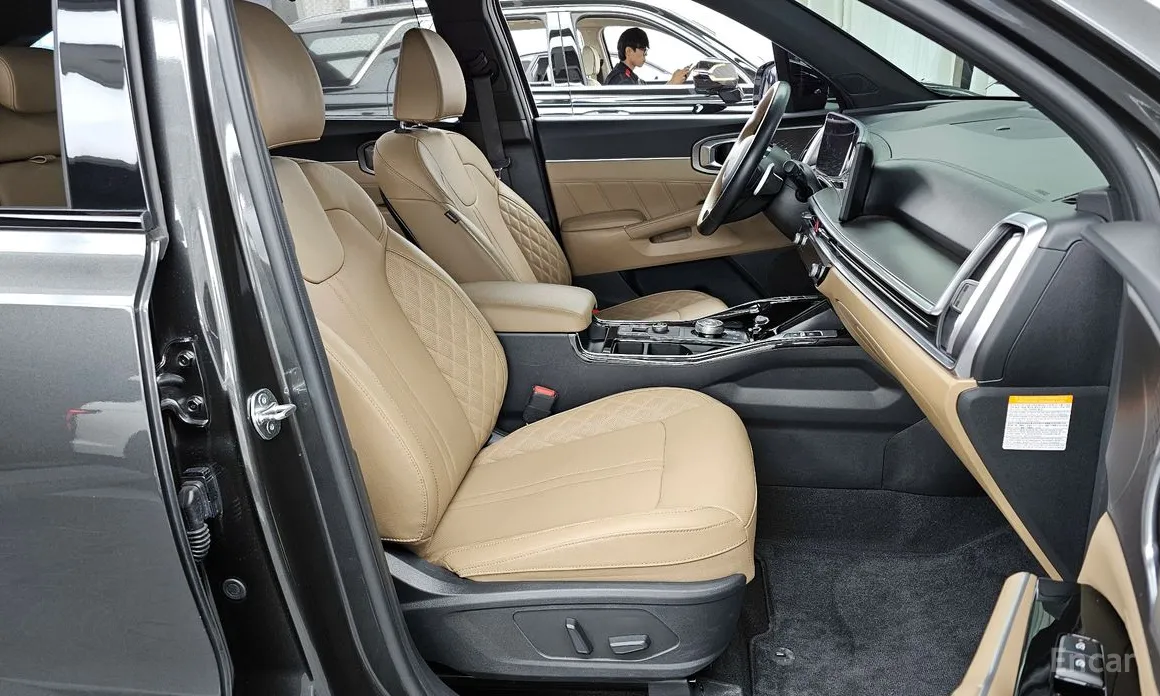 Фото 11 - Kia Sorento