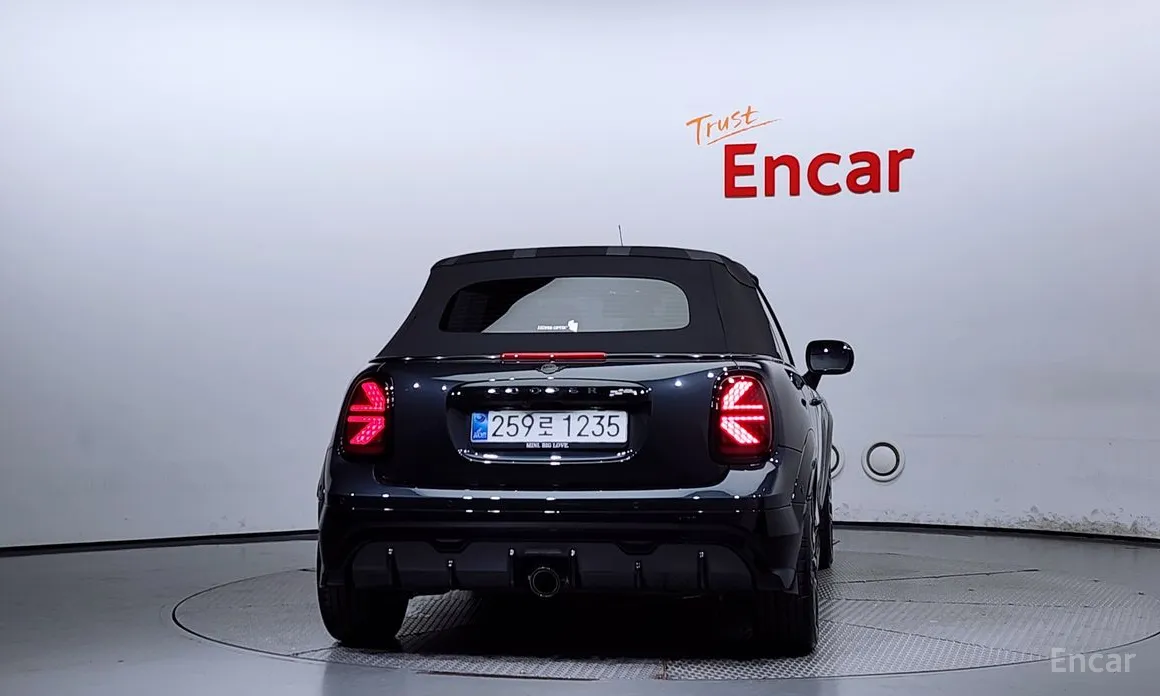 Фото 4 - Mini Cooper Convertible