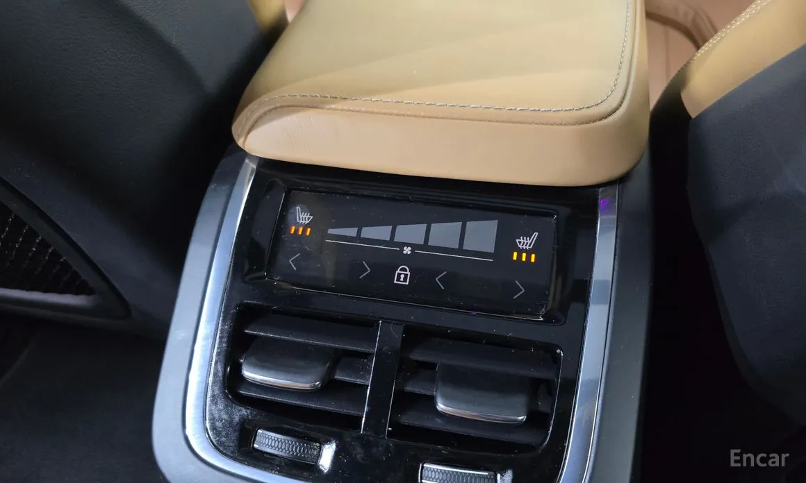 Фото 18 - Volvo S60