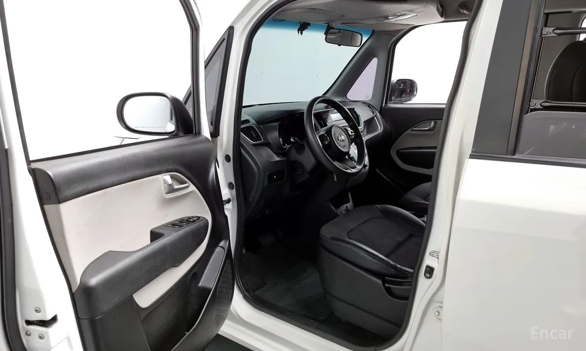 Фото 10 - Kia Ray