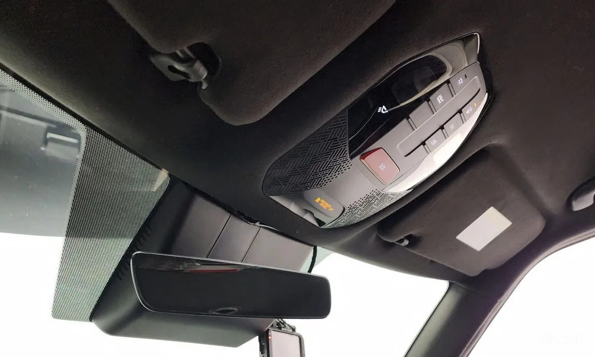 Фото 19 - Kia EV9