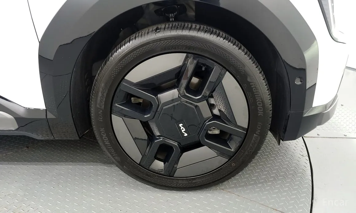 Фото 5 - Kia EV9