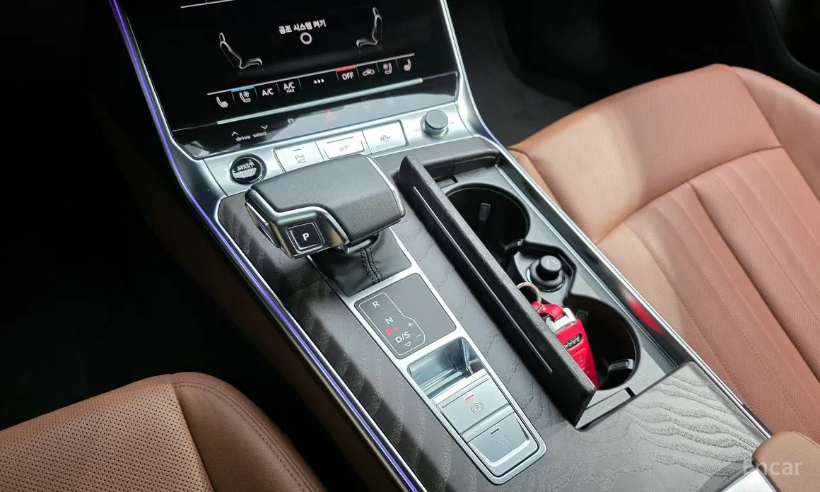 Фото 9 - Audi A6