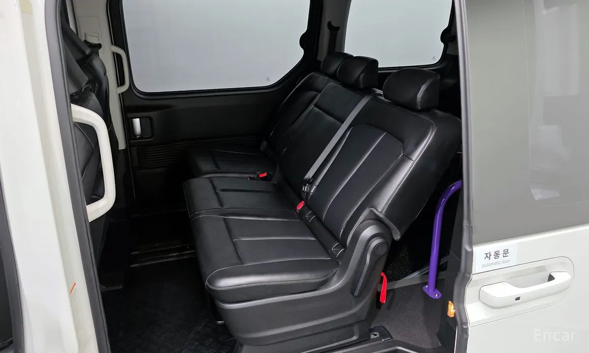 Фото 11 - Hyundai Staria