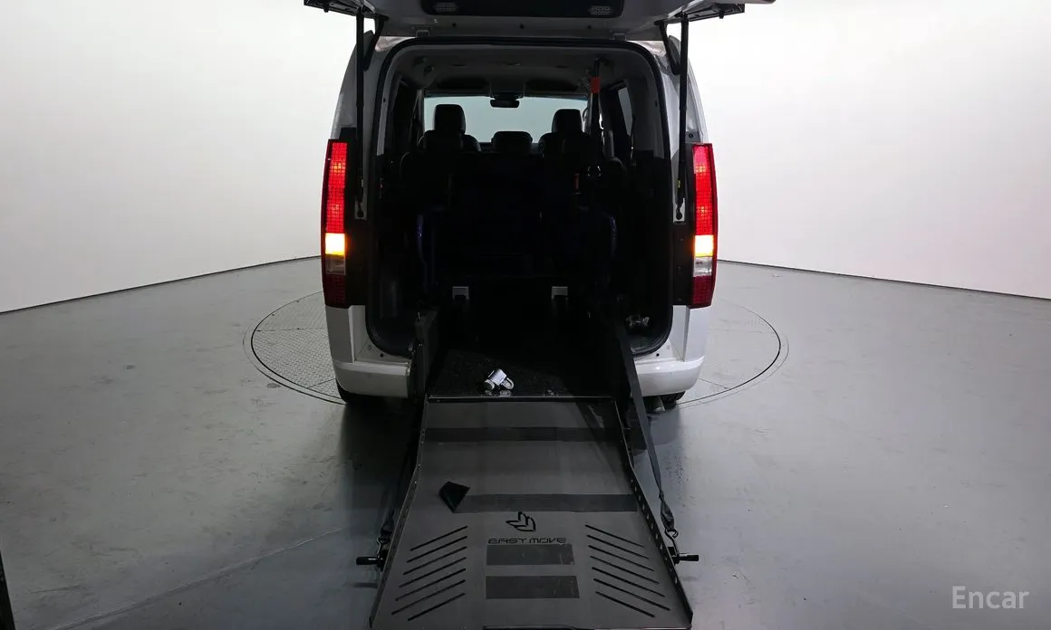 Фото 19 - Hyundai Staria