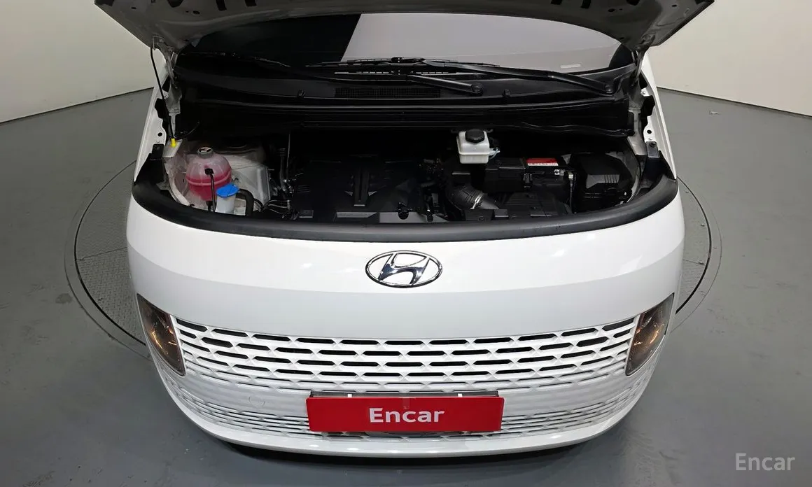 Фото 6 - Hyundai Staria