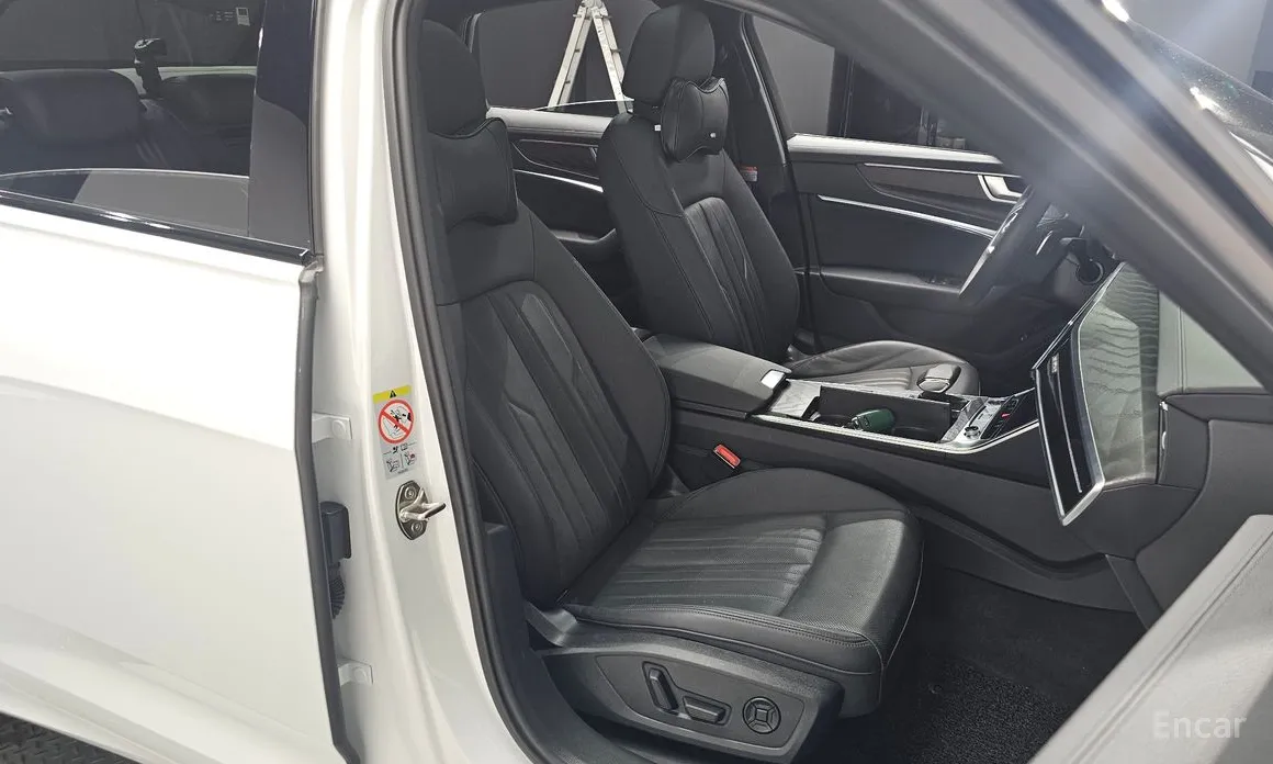 Audi A6 2019 45 TFSI Quattro Premium