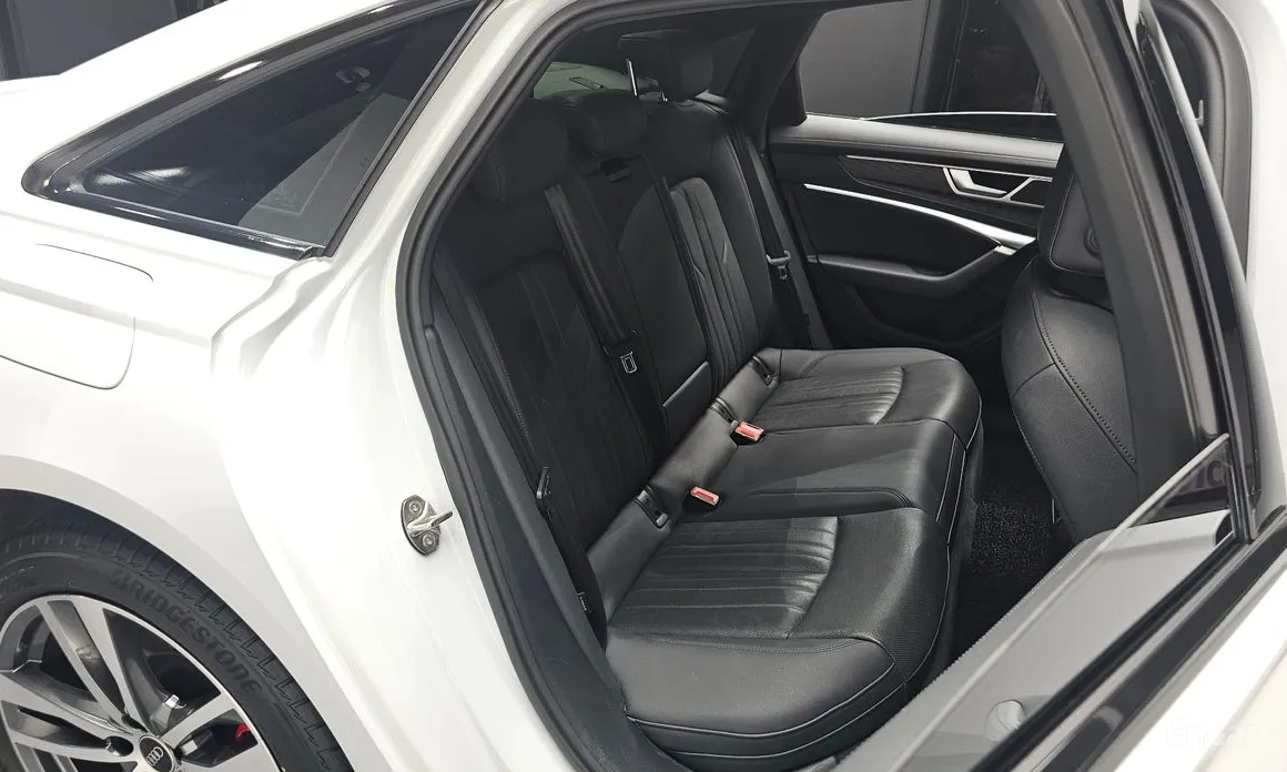 Audi A6 2019 45 TFSI Quattro Premium