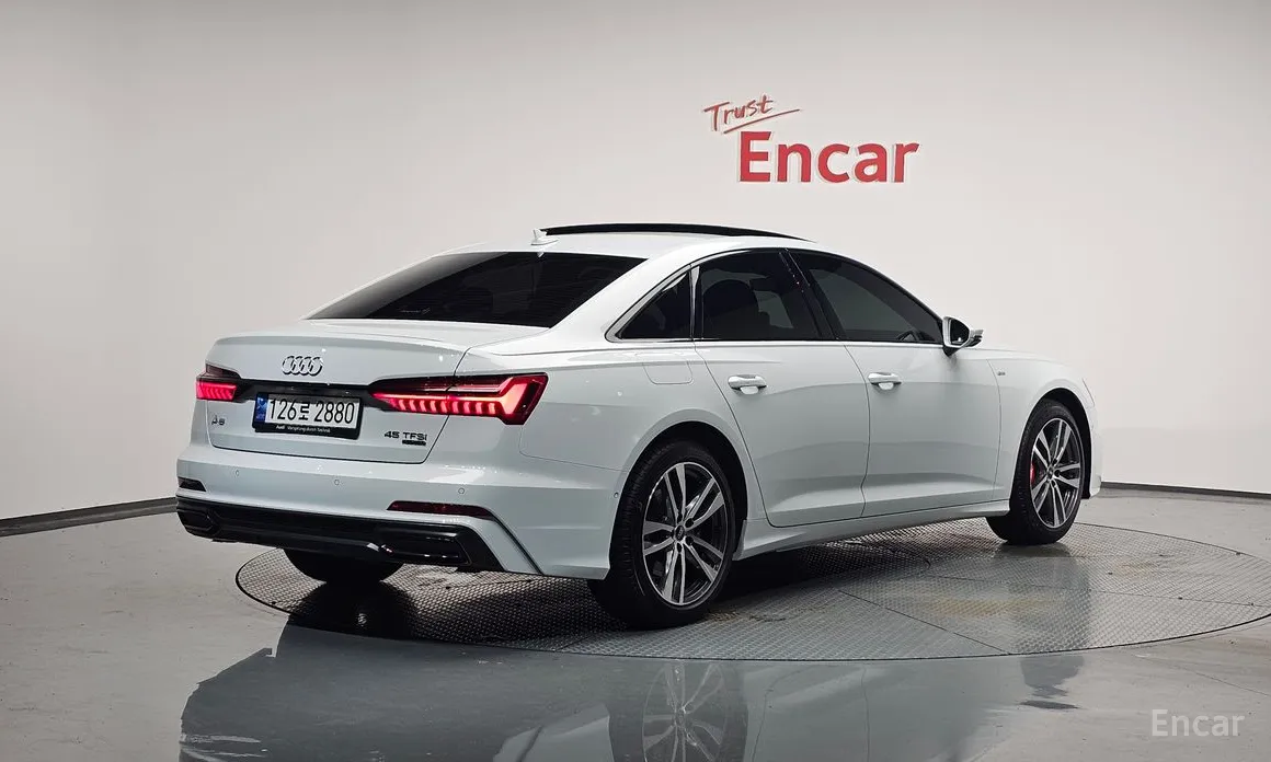 Audi A6 2019 45 TFSI Quattro Premium