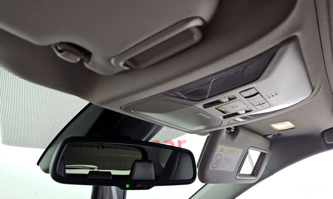 Фото 18 - Toyota RAV4