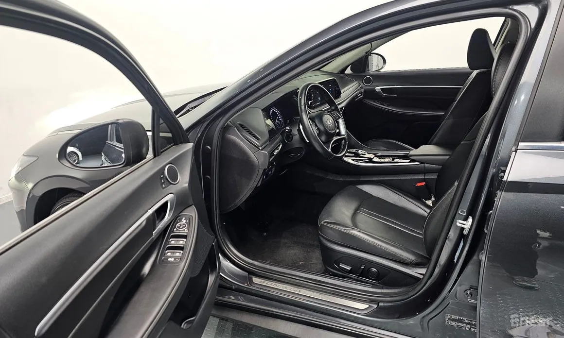 Фото 11 - Hyundai Sonata