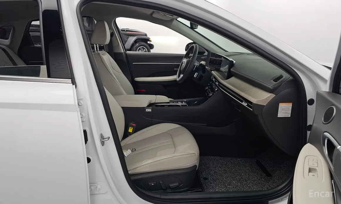 Фото 11 - Hyundai Sonata