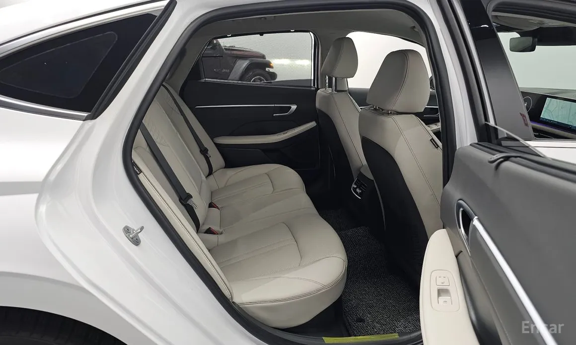 Фото 12 - Hyundai Sonata