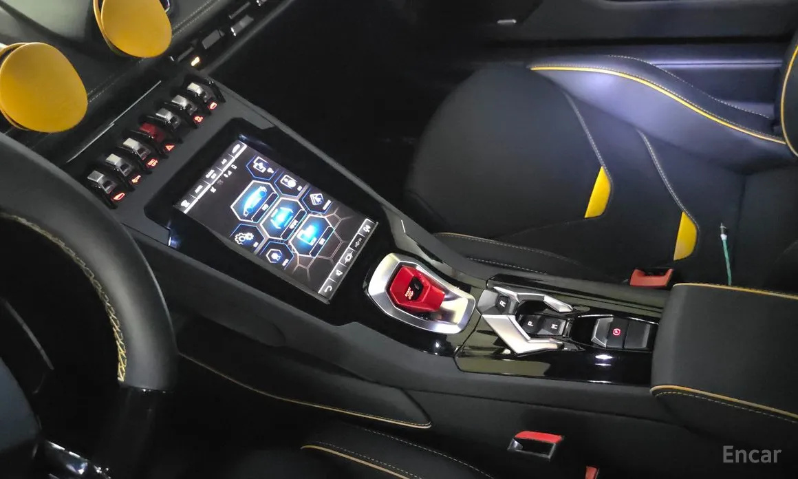 Фото 7 - Lamborghini Huracan