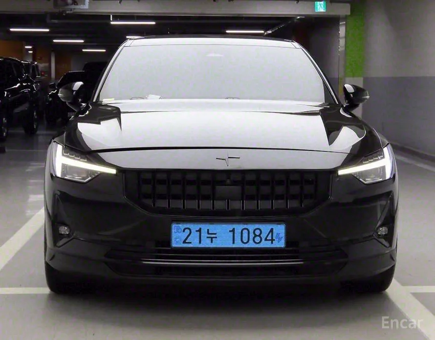 Фото 1 - Polestar 2