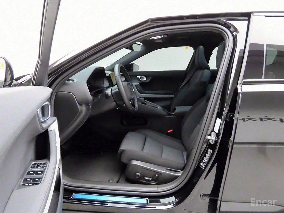 Фото 10 - Polestar 2