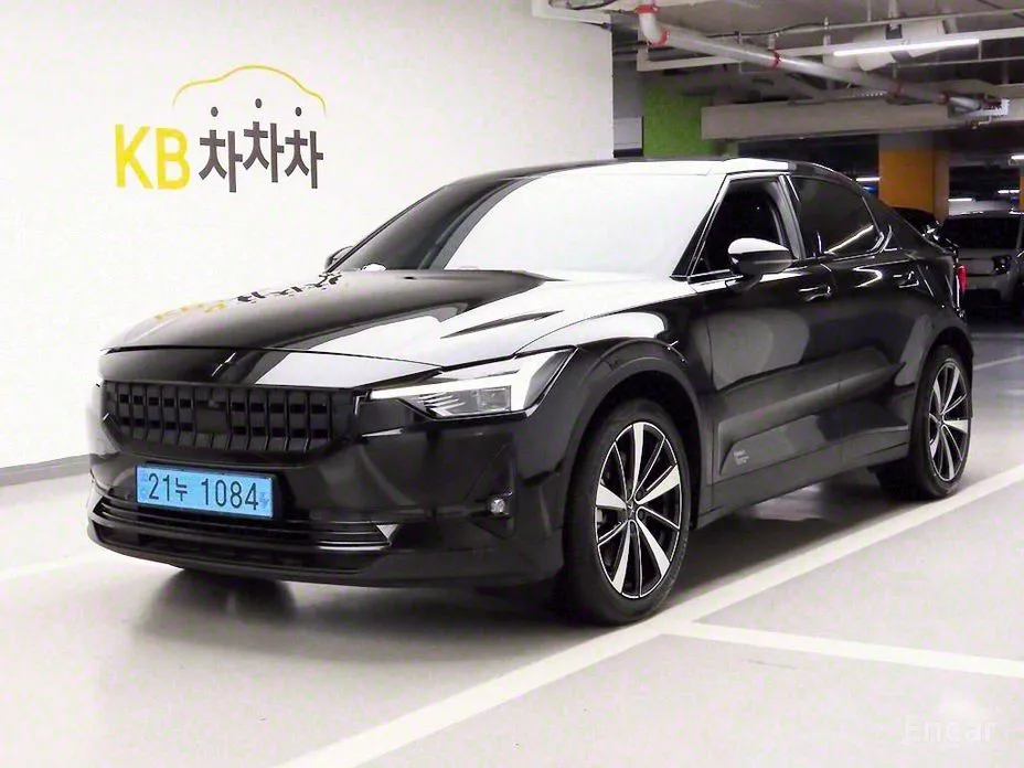 Фото 2 - Polestar 2