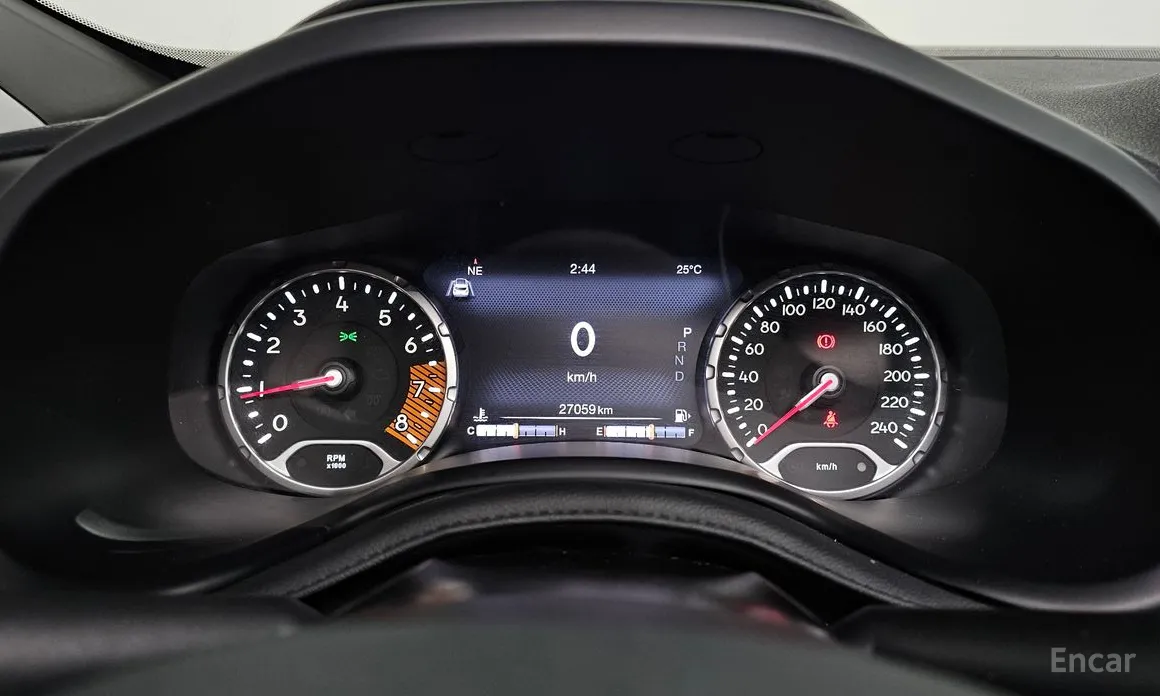 Фото 8 - Jeep Renegade