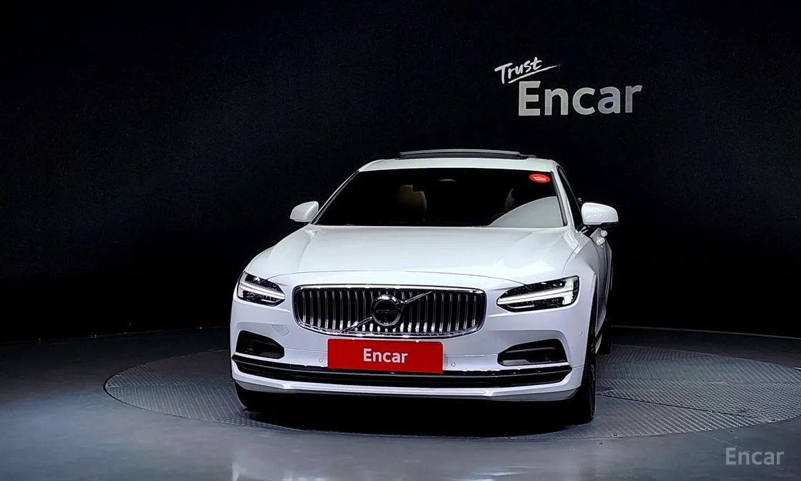 Фото 3 - Volvo S90