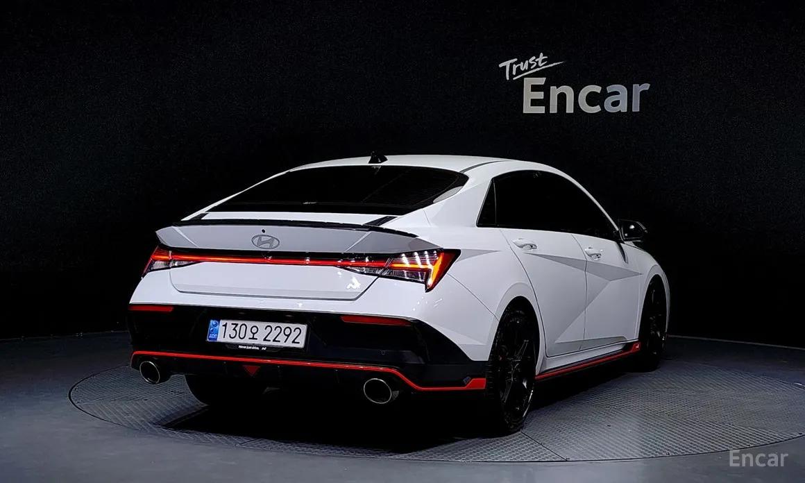 Фото 2 - Hyundai Avante