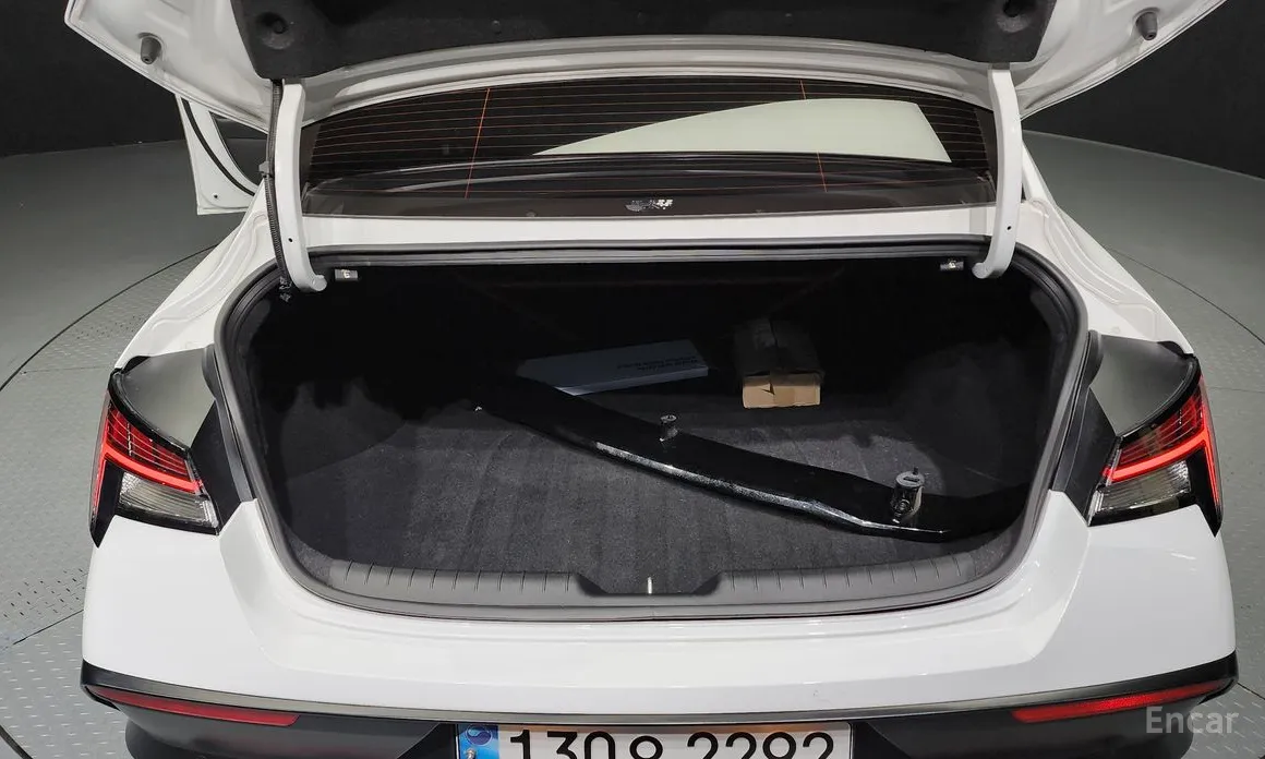 Фото 20 - Hyundai Avante