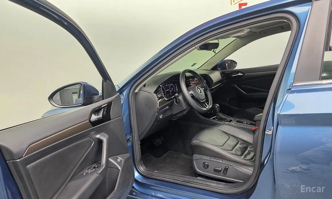 Фото 12 - Volkswagen Jetta