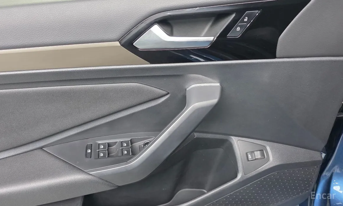 Фото 13 - Volkswagen Jetta