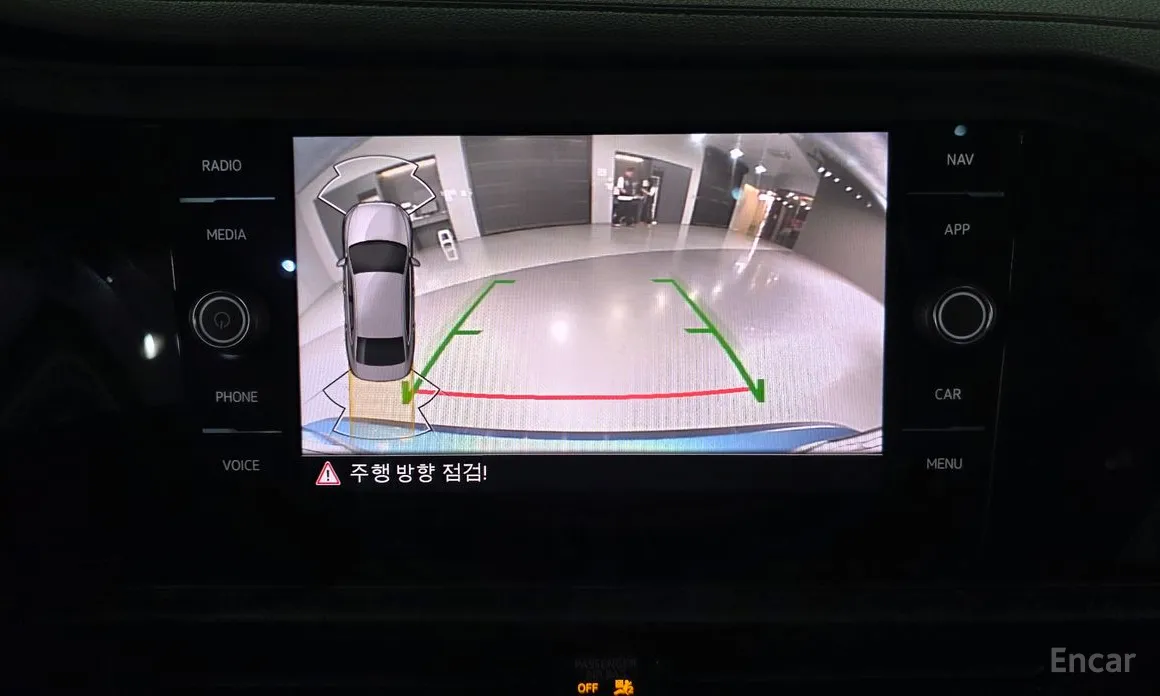 Фото 16 - Volkswagen Jetta