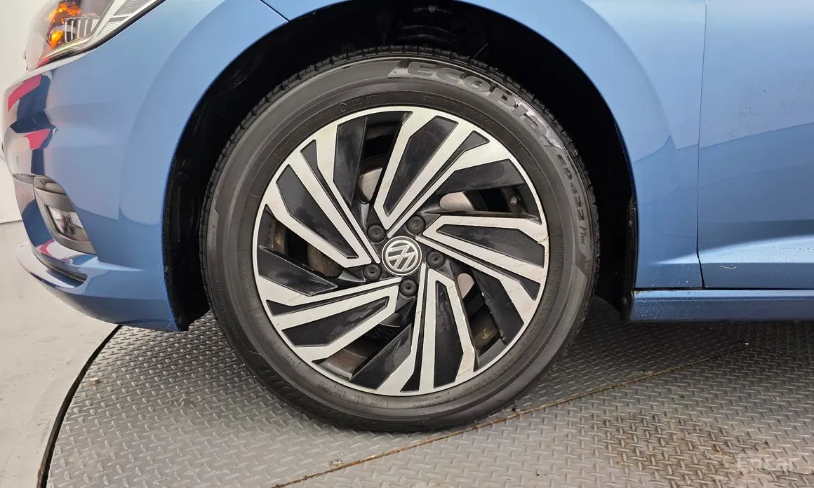 Фото 5 - Volkswagen Jetta