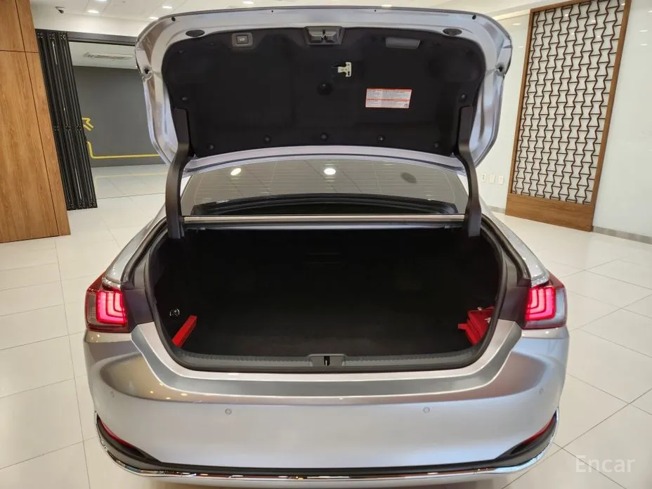 Фото 5 - Lexus ES