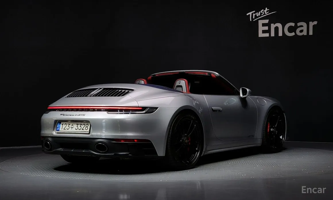 Фото 2 - Porsche 911