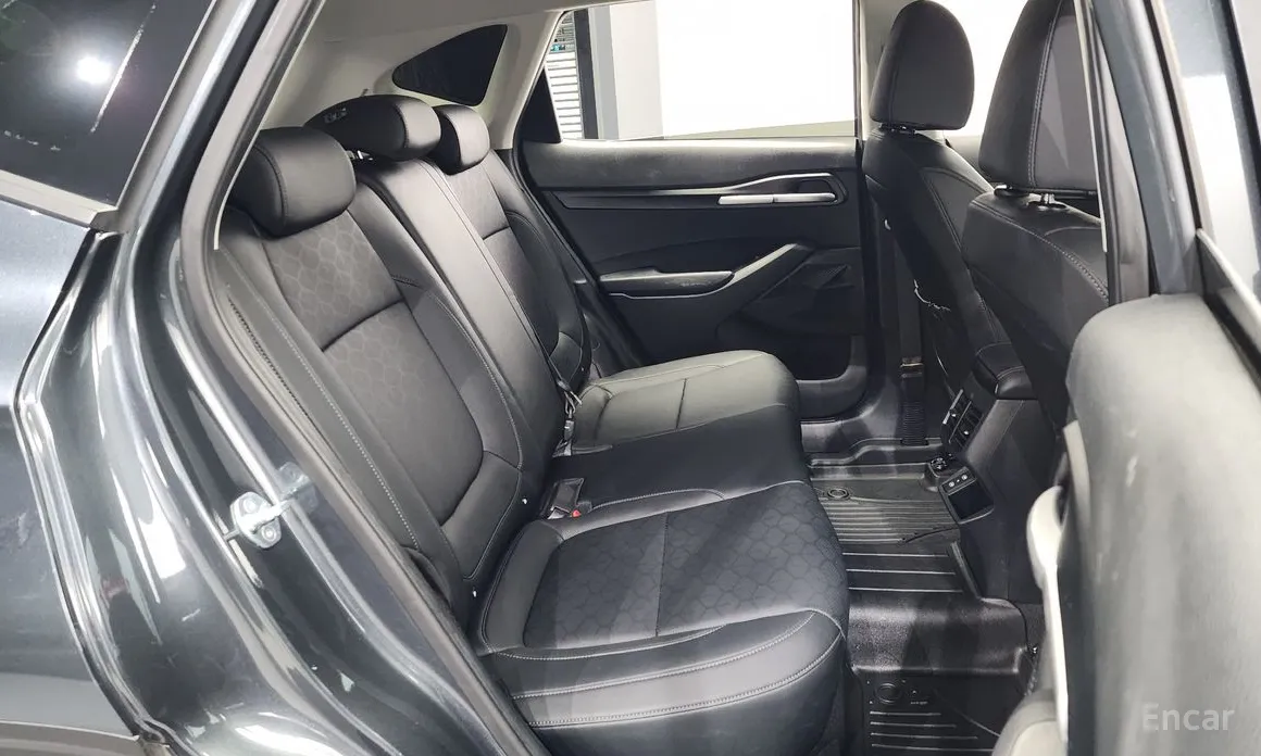 Фото 12 - Kia Seltos