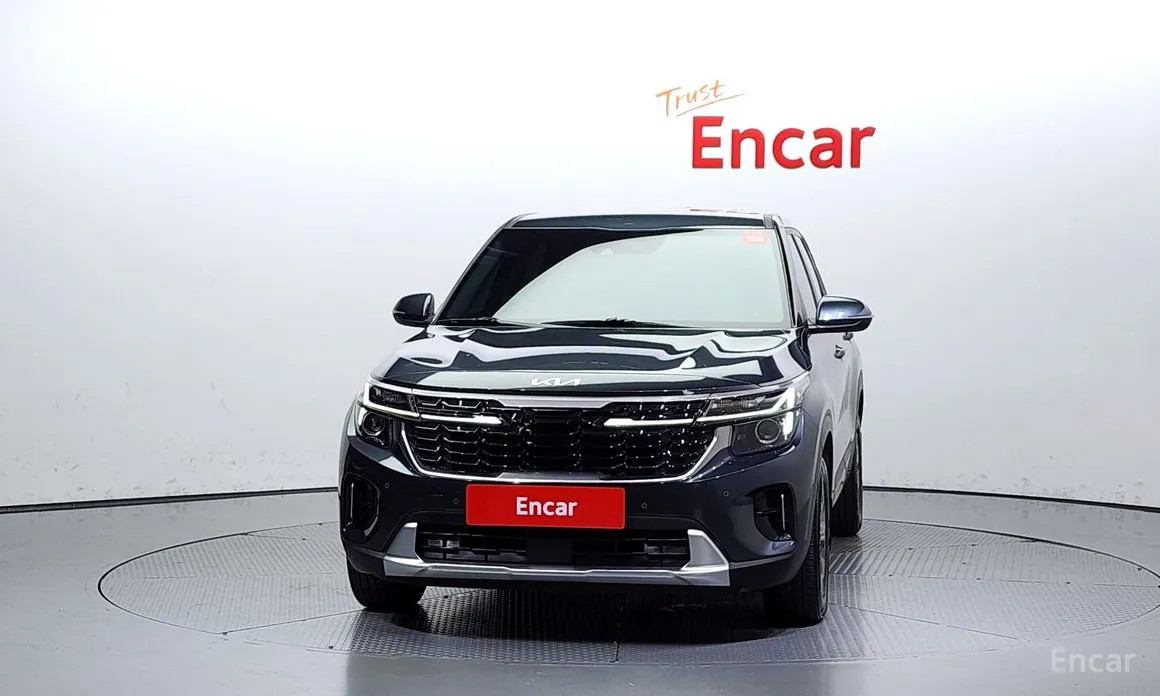 Фото 3 - Kia Seltos