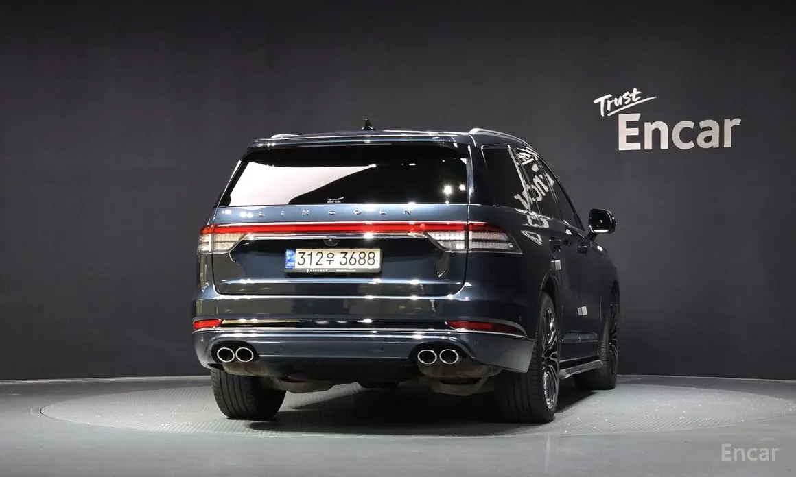 Фото 4 - Lincoln Aviator